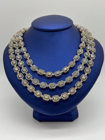 10KT Baguette Diamond Necklace - Gold 18”