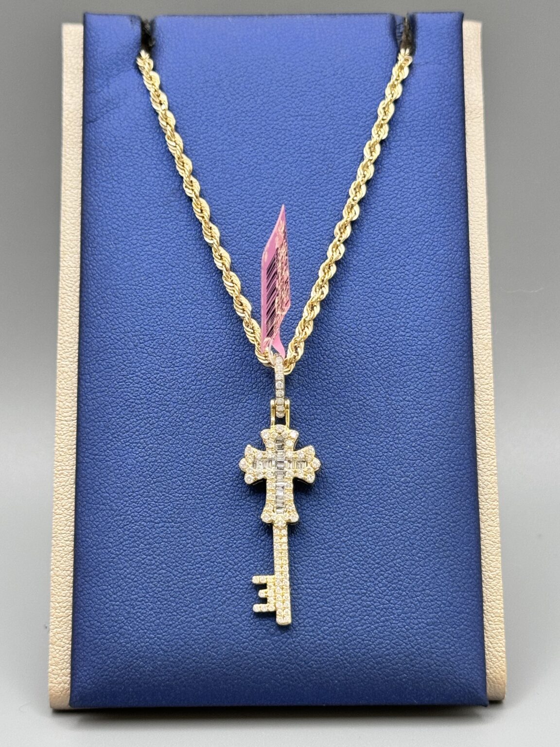 Dimand Key Rings 10KT Gold 0.65CT Diamond Cross Key Pendant ComboSet - VJ Diamond